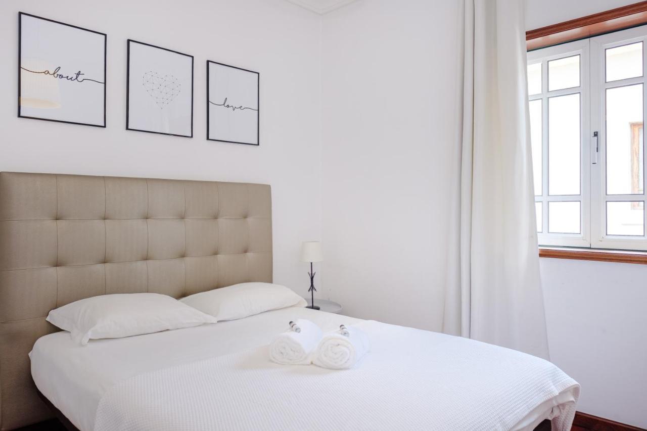 Classico Guesthouse Вила Нова ди Гая Екстериор снимка